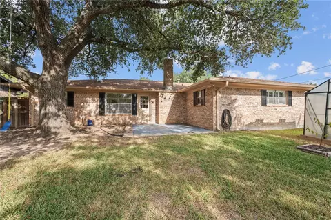 Exterior - 2810 Hillside Dr, Bryan, TX 77802 photo 2 of 4