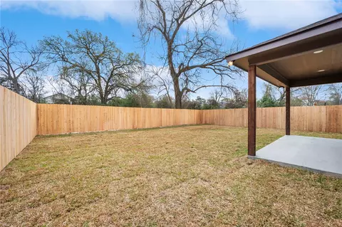 Exterior - 511 Hall St, Bryan, TX 77803 photo 3 of 3