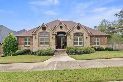 2015 Lola Ln, Bryan, TX 77807