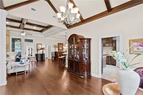 Entry Way - 2015 Lola Ln, Bryan, TX 77807 photo 2 of 2