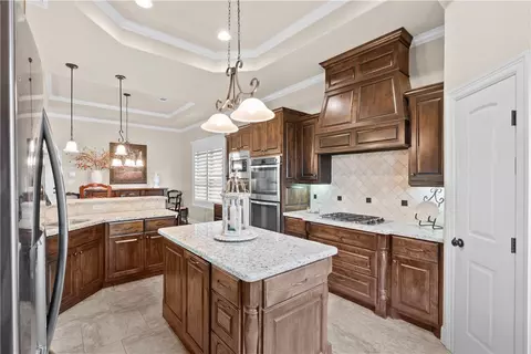 Kitchen - 2015 Lola Ln, Bryan, TX 77807 photo 4 of 6
