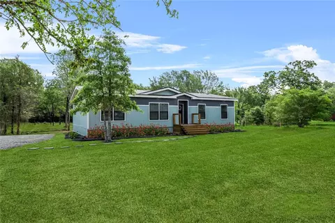12796 S Fork Rd, Iola, TX 77861