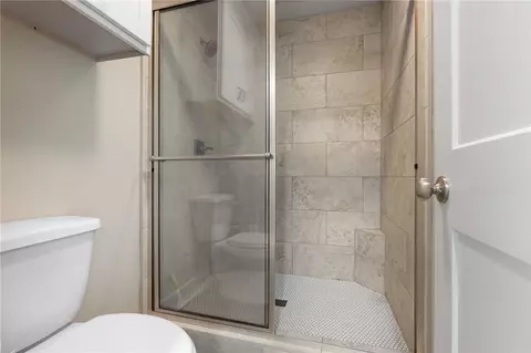 Bath - 1015 E 27th St, Bryan, TX 77803 photo 3 of 3
