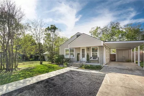 Exterior - 1015 E 27th St, Bryan, TX 77803 photo 6 of 6
