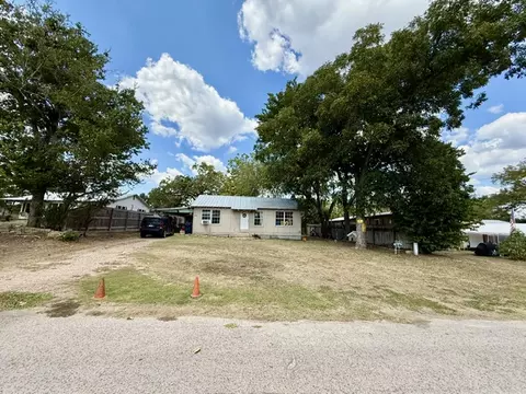 804 Mill, Rockdale, TX 76567