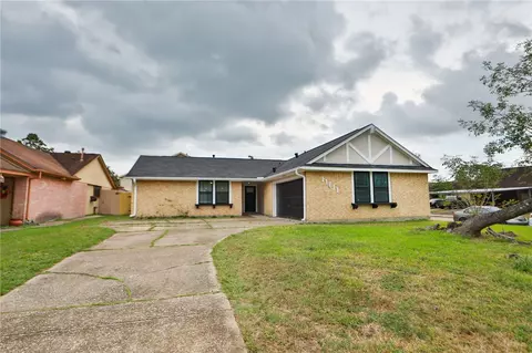 11611 Bowhead Dr, Houston, TX 77013