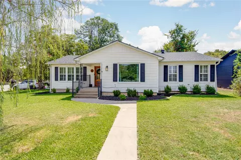 833 Enfield St, Bryan, TX 77802