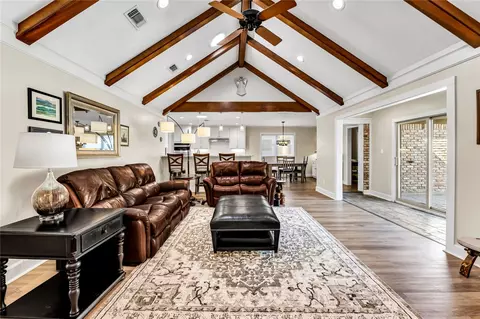 3005 Camelot Dr NW, Bryan, TX 77802 photo 8