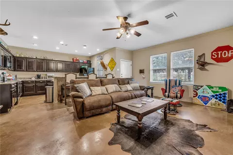 3338 Cullen Trl, College Station, TX 77845