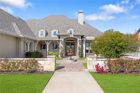 4425 Williams Lake Dr, College Station, TX 77845
