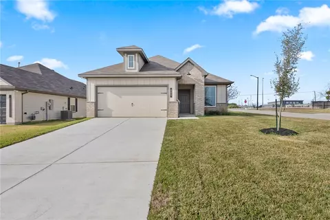 225 Cross Ln, Caldwell, TX 77836