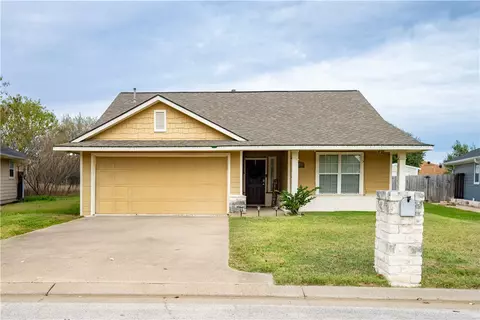 904 Crested Point Dr, College Station, TX 77845