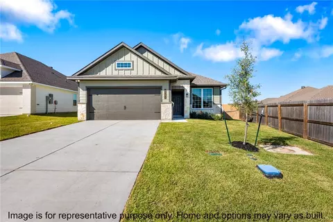 2216 Terrilyn Ct, Bryan, TX 77807 photo 2