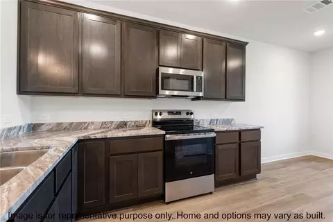 2216 Terrilyn Ct, Bryan, TX 77807 photo 4