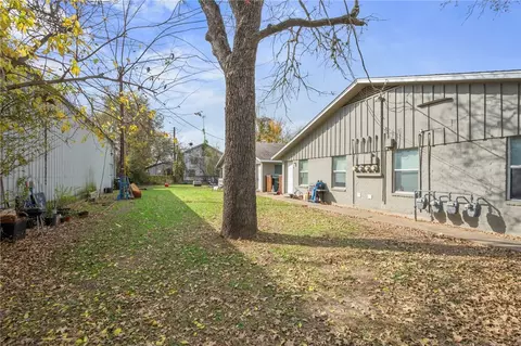 Exterior - 105-107 Davis, Bryan, TX 77801 photo 4 of 5