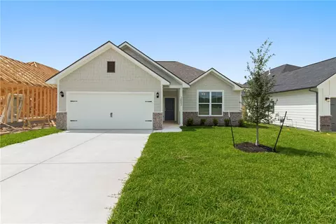 2602 Falcon Ridge Dr, Bryan, TX 77803