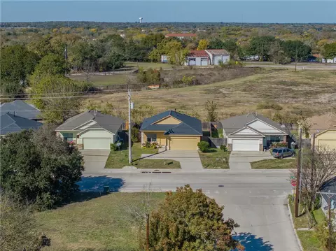 View/Area - 930 W 28th St, Bryan, TX 77803 photo 7 of 7