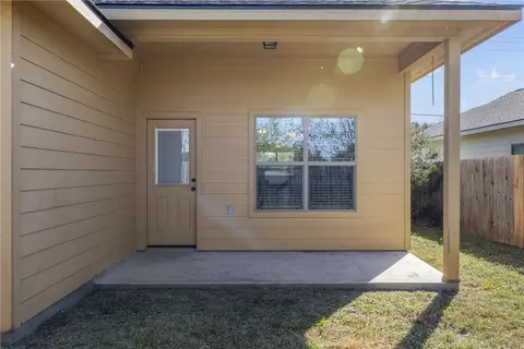 Other - 930 W 28th St, Bryan, TX 77803 photo 3 of 7