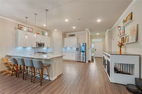 6319 Spartan Dr, College Station, TX 77845