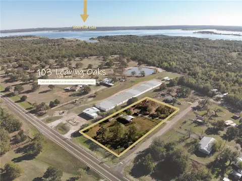 103 Leaning Oaks St, Somerville, TX 77879