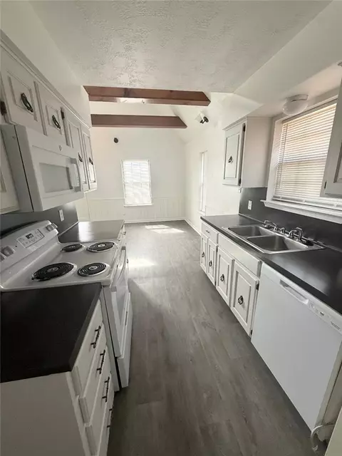 Kitchen - 4211 Marsh St, Bryan, TX 77803 photo 1 of 2