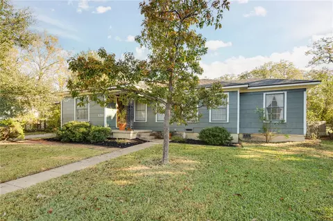 1211 Marsteller Ave, College Station, TX 77840