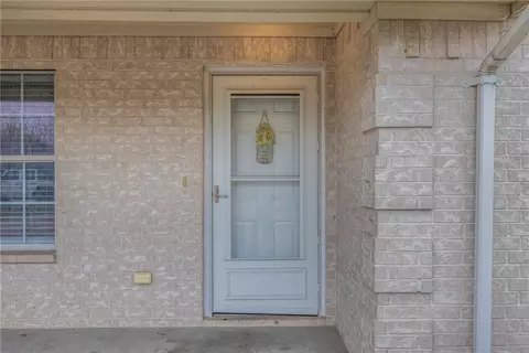 410 Freeman Ave, Bryan, TX 77803 photo 4