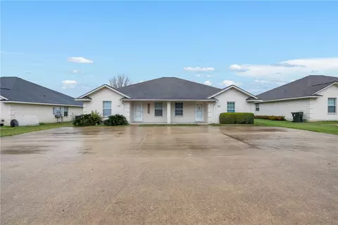 410 Freeman Ave, Bryan, TX 77803
