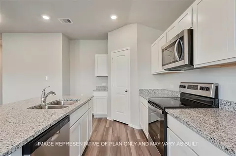 5421 Bear Run, Bryan, TX 77803 photo 2
