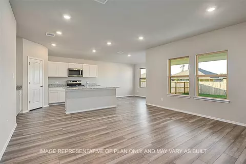 5421 Bear Run, Bryan, TX 77803 photo 4