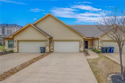1483 Buena Vis, College Station, TX 77845