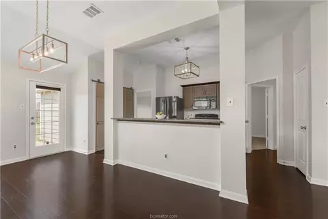 2031 Positano Loop, Bryan, TX 77808 photo 7
