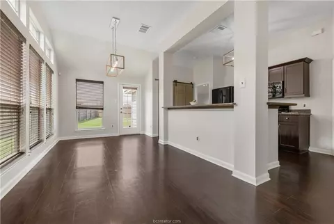 2031 Positano Loop, Bryan, TX 77808 photo 8