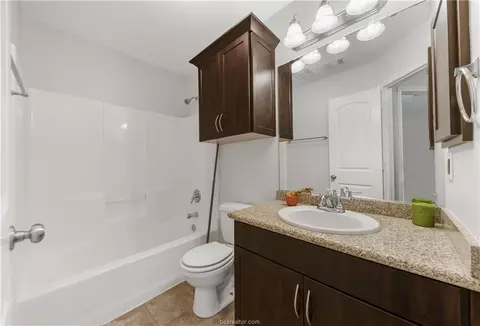 2031 Positano Loop, Bryan, TX 77808 photo 16