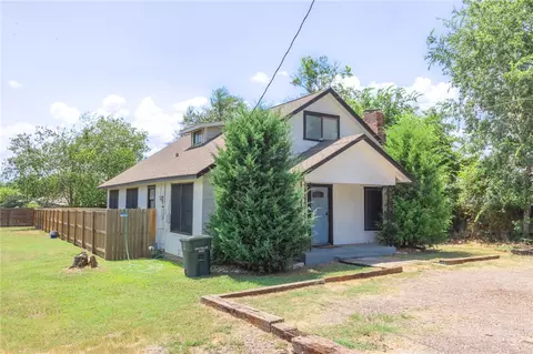1902 Miller Ave, Bryan, TX 77801