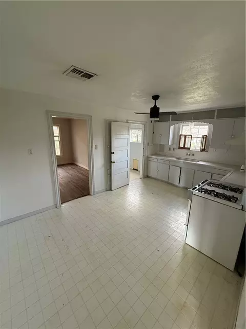 Kitchen - 1002 E 30th St, Bryan, TX 77803 photo 1 of 1