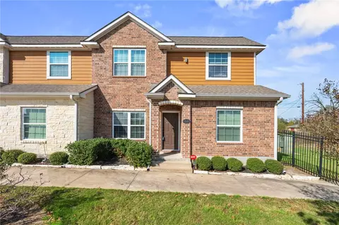 301 SW Parkway 330, College Station, TX 77840