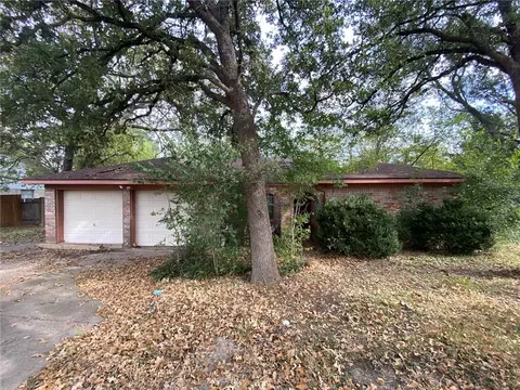 1209 Berkeley St, College Station, TX 77840