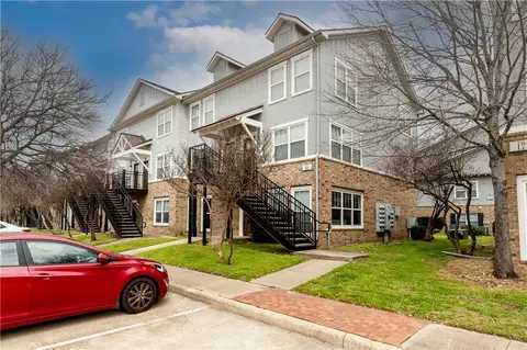 1725 Harvey Mitchell Parkway S 1631, College Station, TX 77840