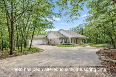 5560 Timberwood Dr, College Station, TX 77845