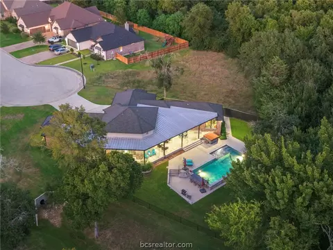 View/Area - 2900 Embers Ct, Bryan, TX 77808 photo 3 of 3