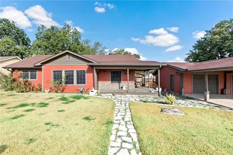 606 W Alligator St, Caldwell, TX 77836