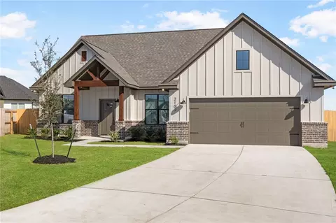 2102 Joppi Ct, Bryan, TX 77807