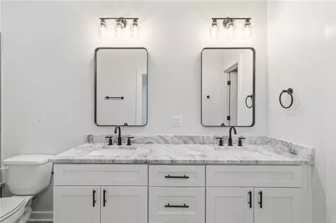 Bath - 2102 Joppi Ct, Bryan, TX 77807 photo 1 of 3