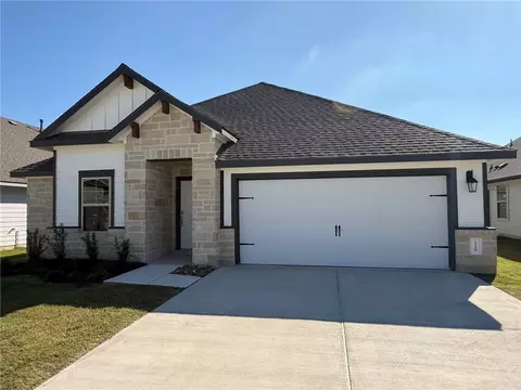 1218 Canton Dr, College Station, TX 77845