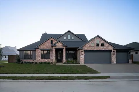 2307 Terrapin Trl, College Station, TX 77845