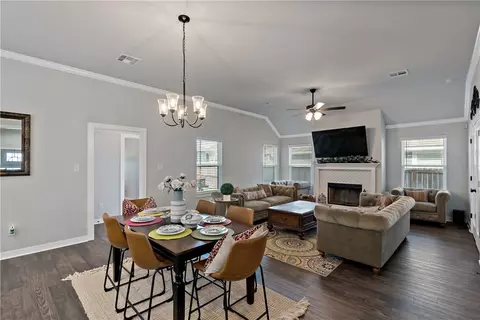 Dining - 3161 Normandy Way, Bryan, TX 77808 photo 1 of 2