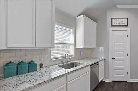 Kitchen - 3161 Normandy Way, Bryan, TX 77808 photo 5 of 6