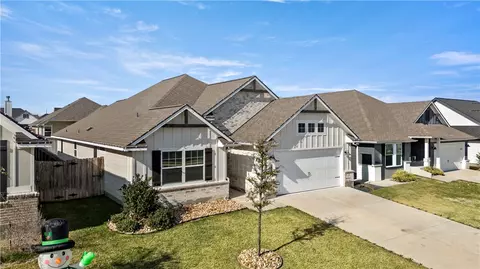 Exterior - 3161 Normandy Way, Bryan, TX 77808 photo 3 of 3