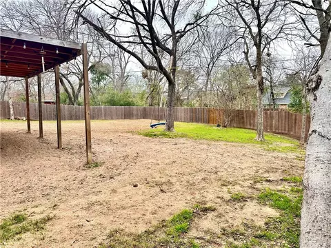 Exterior - 2501 Wayside Dr, Bryan, TX 77802 photo 9 of 9